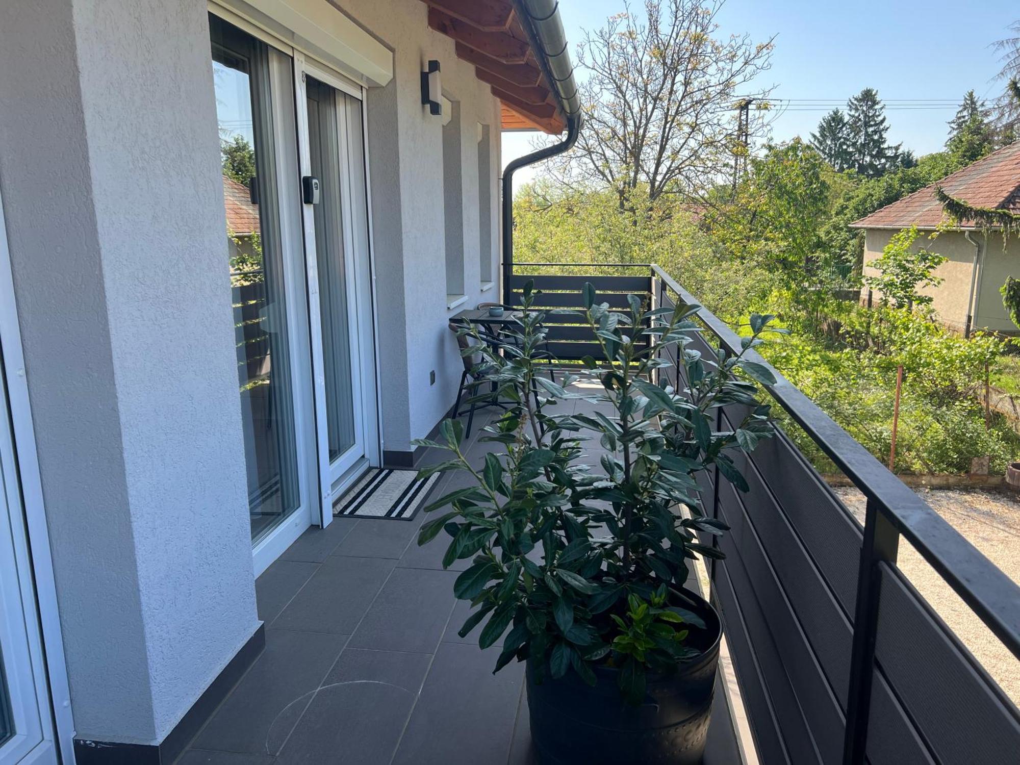 Sophia Apartman Goedoello Exterior photo